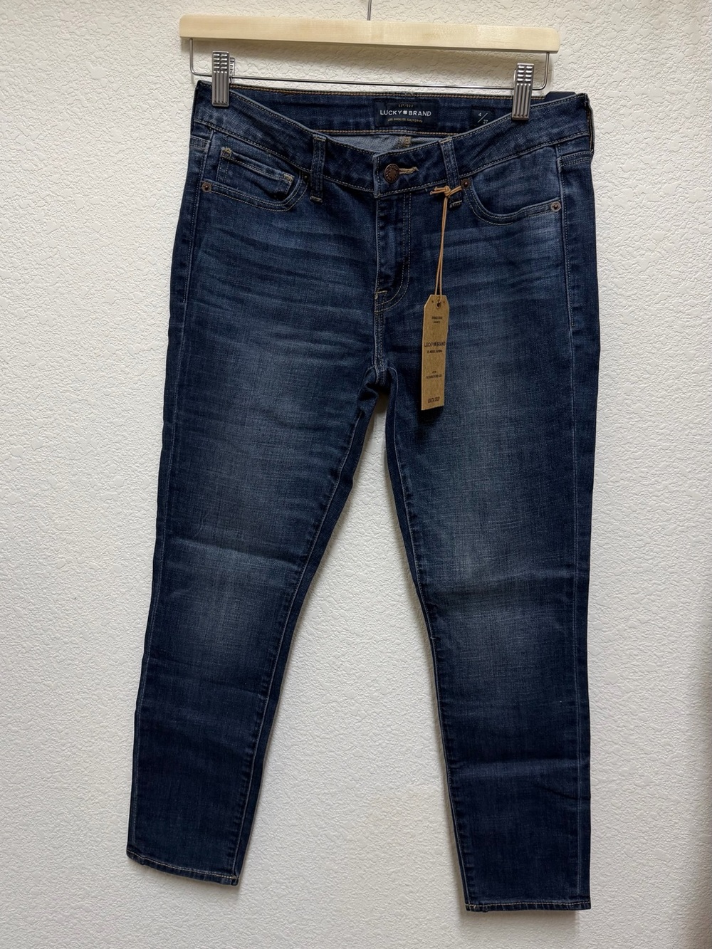 LUCKY BRAND Lolita Crop Dark Blue Skinny Jeans NWT Size 27/4